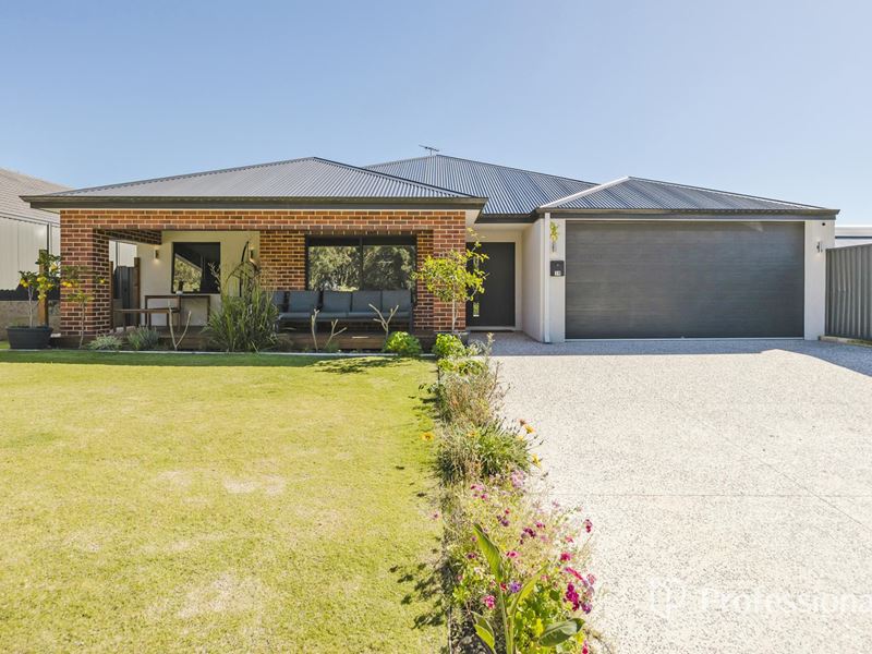 19 Willandra Loop, Yanchep WA 6035