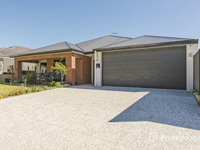 19 Willandra Loop, Yanchep WA 6035