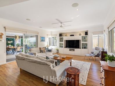 5 Wentworth Loop, Dunsborough WA 6281