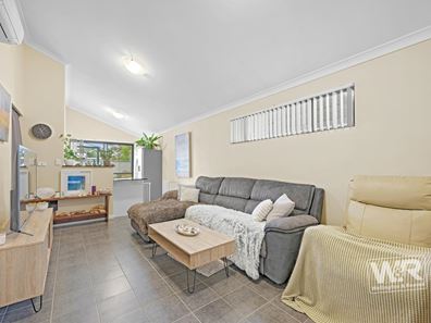 Unit 6/18 Queen Street, Little Grove WA 6330