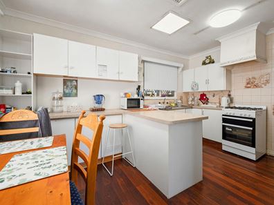 31 Mornington Street, Armadale WA 6112