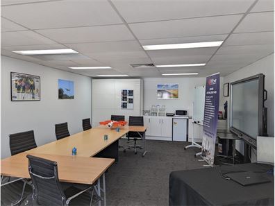 2/4 Sarich Way, Bentley WA 6102