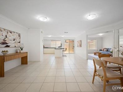 5 Sulphur Cove, Stratton WA 6056