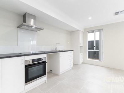 13A Glimmer Road, Eglinton WA 6034