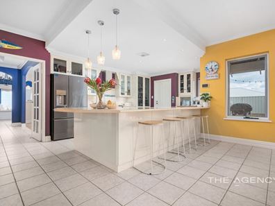 11 Toba Nook, Wandina WA 6530