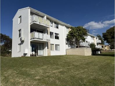 6/18 avonmore, Cottesloe WA 6011