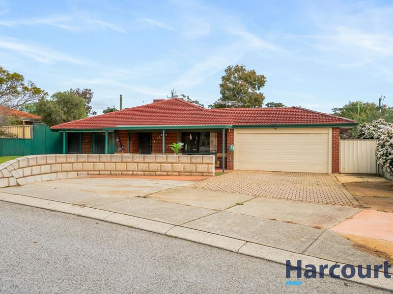 24 Garrett Corner, Parmelia WA 6167