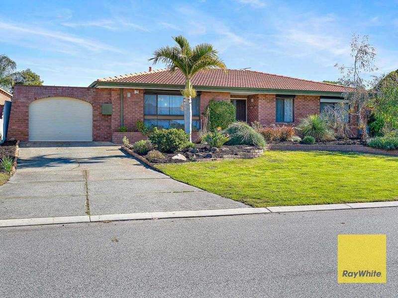 15 Crusader Drive, Thornlie WA 6108