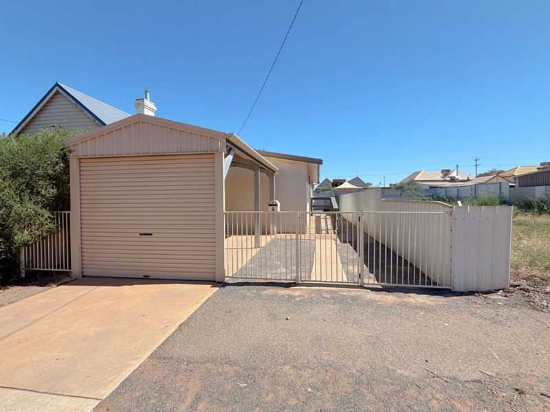 4 Dugan Street, Kalgoorlie WA 6430