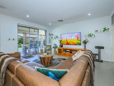 5 Granite Road, Harrisdale WA 6112