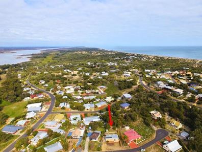 9 Yalgorup Court, Preston Beach WA 6215
