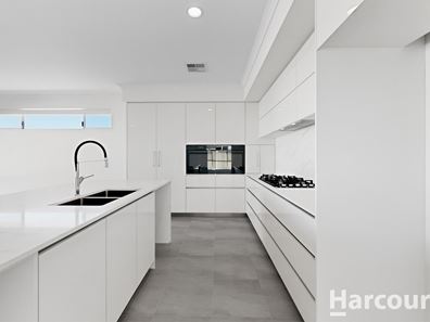 9 Churchill Street, Eglinton WA 6034