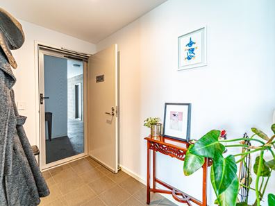 204/50 Pimlico Crescent, Wellard WA 6170