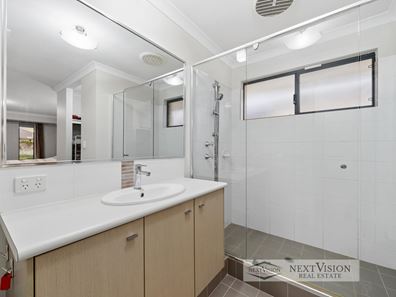 43 Suttor Drive, Success WA 6164