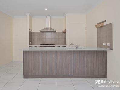 12 Swithland Way, Aveley WA 6069