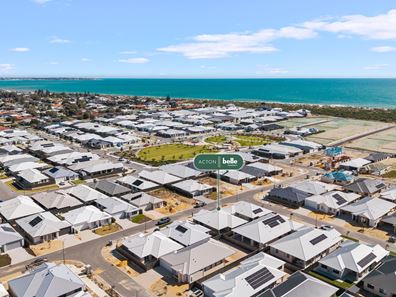 14 Pomorie Road, Madora Bay WA 6210