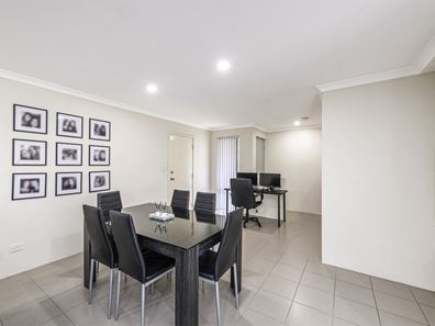 3/23 Lovett Drive, Forrestfield WA 6058