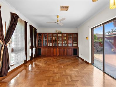 6 Crowea St, Greenwood WA 6024