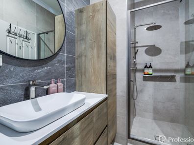 12 Fairpark Retreat, Landsdale WA 6065