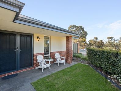 44 Salwood Loop, Banksia Grove WA 6031