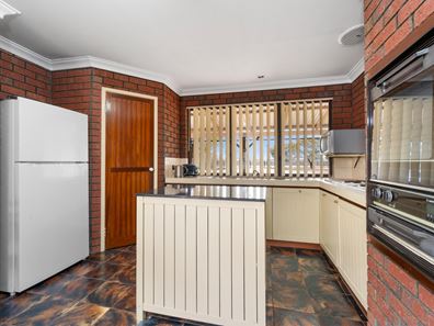 20a Marshall Street, West Lamington WA 6430