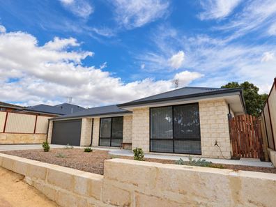 30 Lock  Street, Narrogin WA 6312