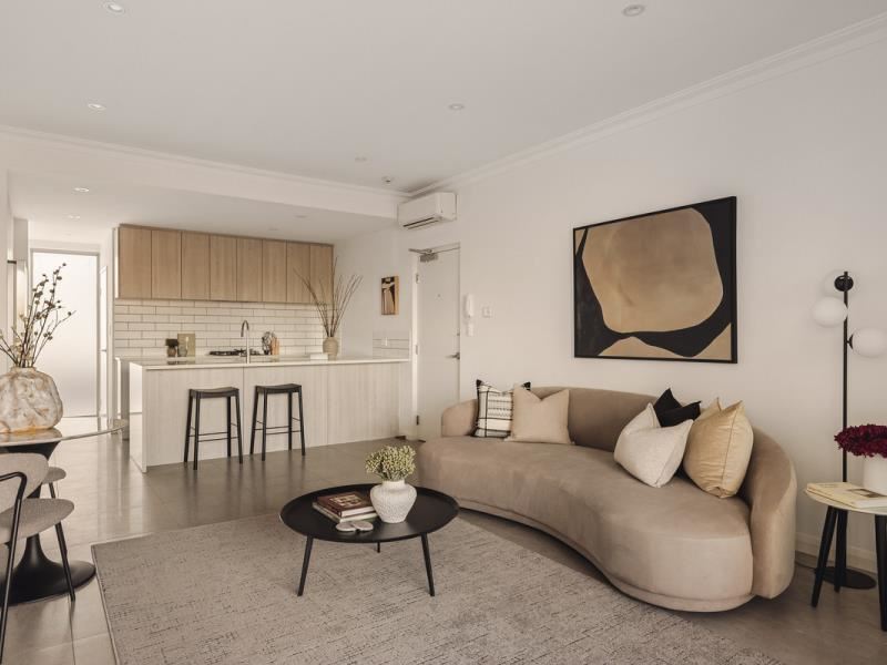 17/122 Kimberley Street, West Leederville WA 6007