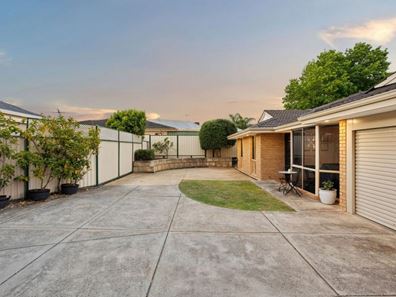 4B Cradle Close, Alexander Heights WA 6064