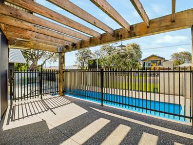 36 Thomas Street, West Busselton WA 6280