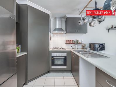 5/63 The Crescent, Midland WA 6056