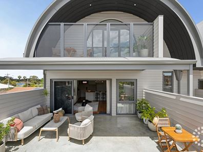 347A Carrington Street, Hamilton Hill WA 6163