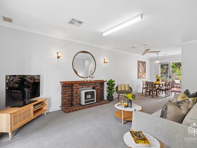 32/106 Williams Street, Gooseberry Hill WA 6076