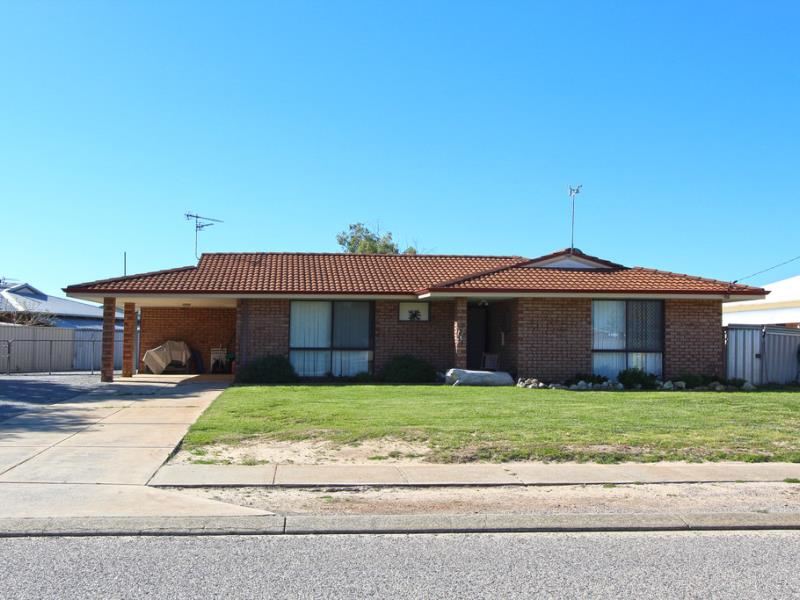 20 Aquilla Street, Jurien Bay