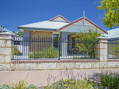 17 The Embankment, South Guildford WA 6055