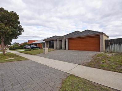 39 Thorold Avenue, Ellenbrook WA 6069