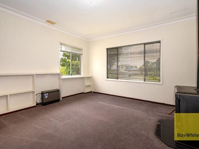 2 Regent Street, Gledhow WA 6330