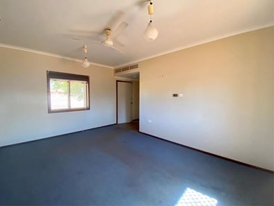 1 Egret Crescent, South Hedland WA 6722