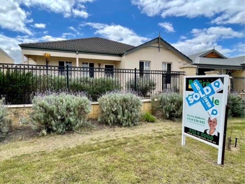 26 Salome Crescent, Lakelands