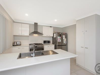 34B Littleton Street, Falcon WA 6210