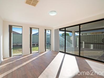 135 Bayside Boulevard, Port Kennedy WA 6172