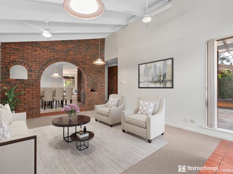 27 Lochee Way, Bull Creek