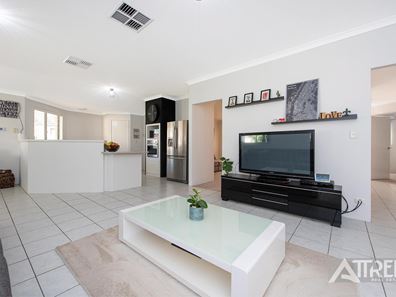 21 Orkney Crescent, Canning Vale WA 6155