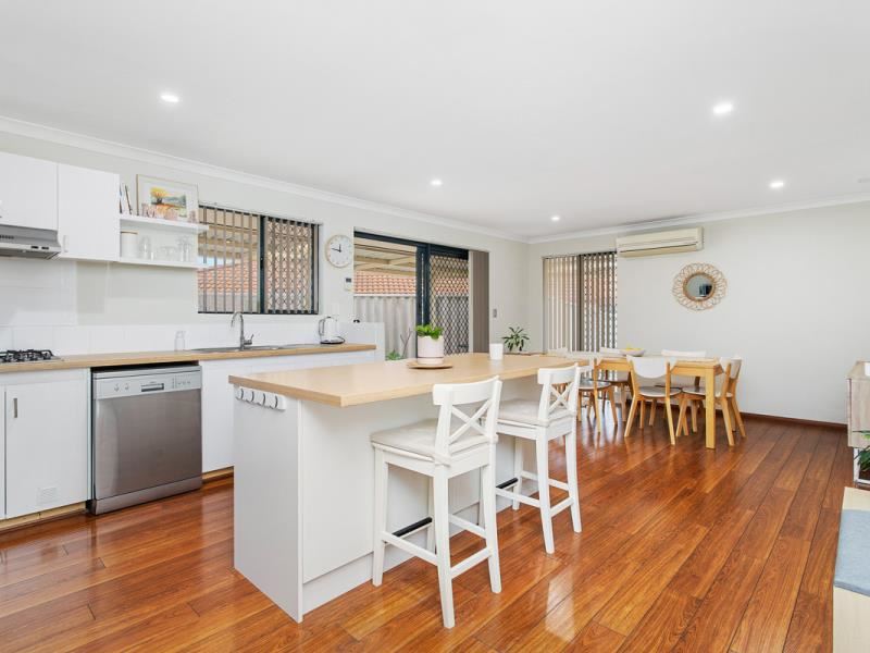 11 Buffett Ramble, Quinns Rocks WA 6030