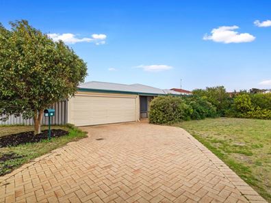 11 Buffett Ramble, Quinns Rocks WA 6030