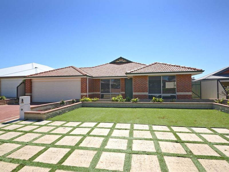 8 Airlie Chase, Clarkson WA 6030