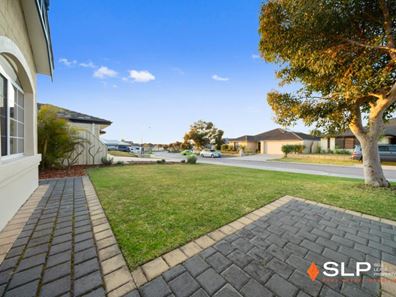 74 Sundowner Meander, Banksia Grove WA 6031