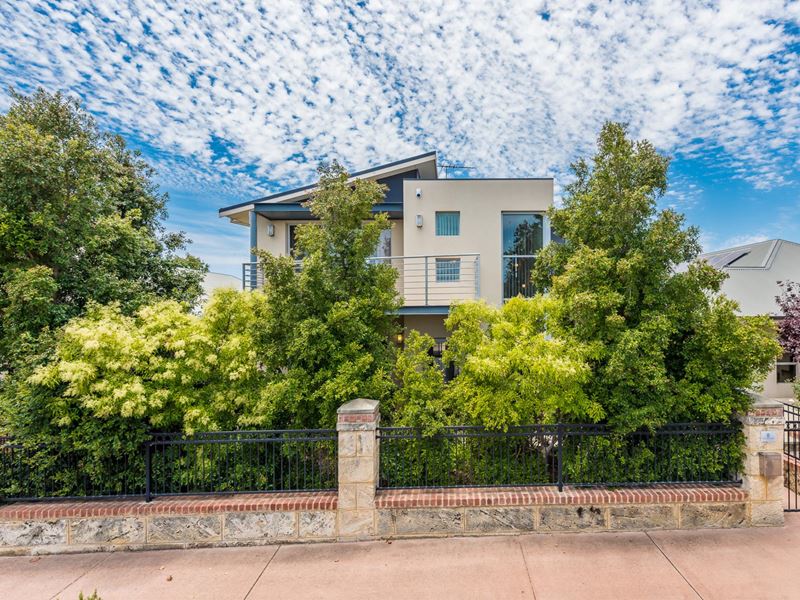 8 Parkfarm Drive, South Guildford