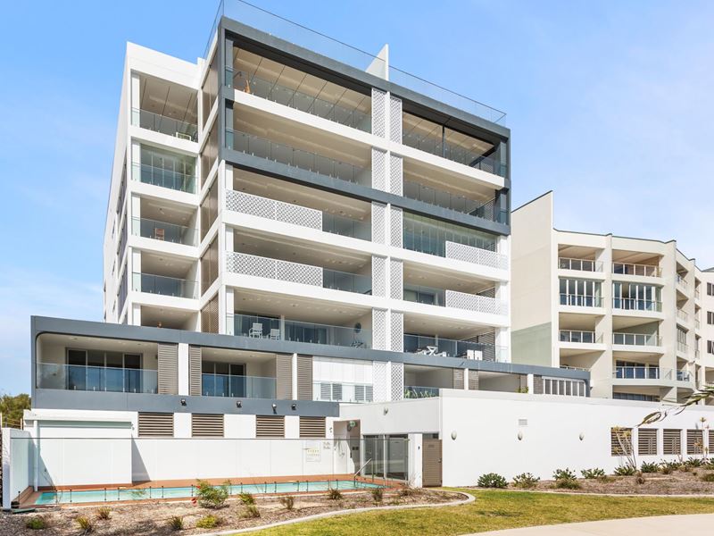 18/13 O'Connor Close, North Coogee