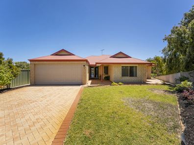 1 Noreena Avenue, Golden Bay WA 6174