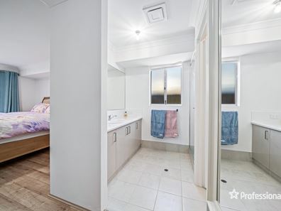 5 Bomere Chase, Aveley WA 6069